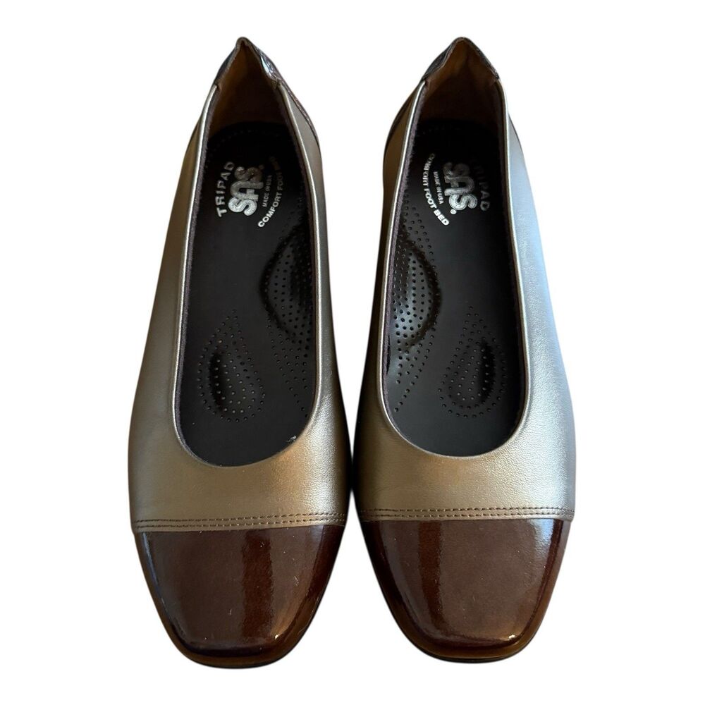 SAS Scenic Wide Cap Toe Loafer Womens Sz 7 W Gold Metallic Brown Slip On
